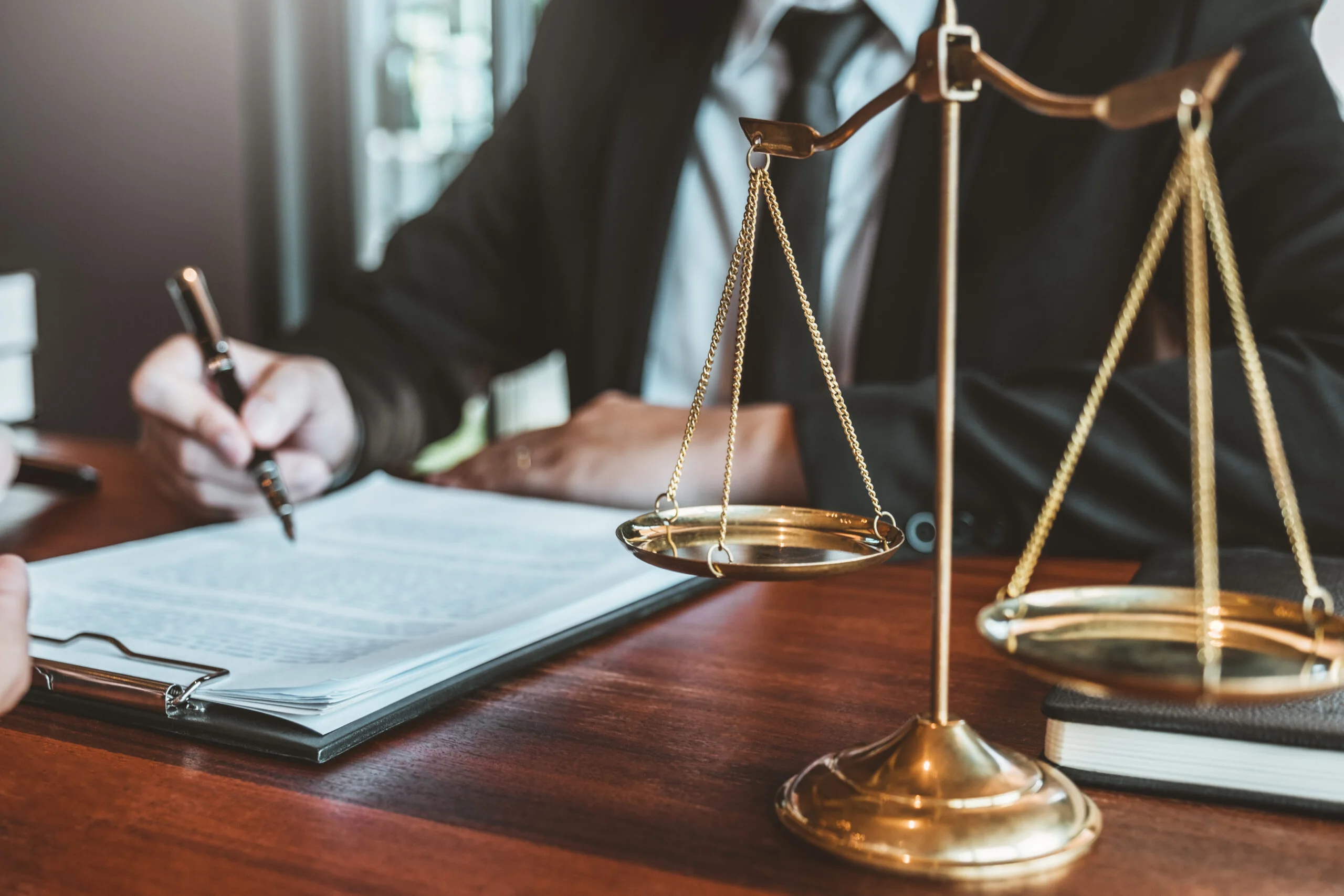 Deciding whether to hire a personal injury attorney